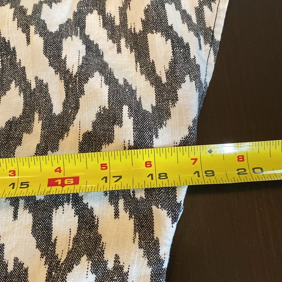 J.Crew Black and White Graphic Cap Sleeve Shorts Jumper. Size XS. With Pockets. - Picture 11 of 16